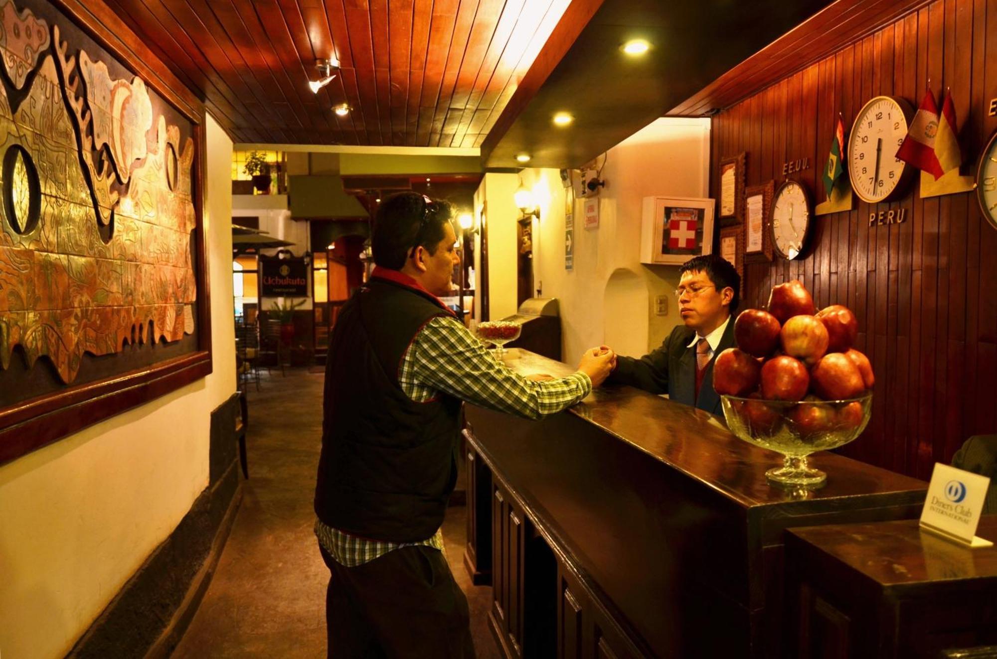 库斯科阿尔马斯奥布里塔广场酒店 外观 照片